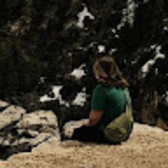 Meet your Posher, Nikala - Picture 1 of 1